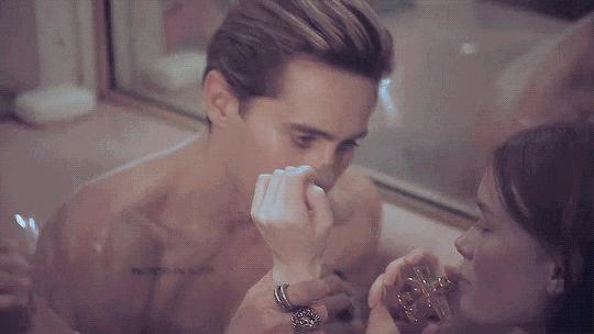 *处私**香水？蜜桃屁垫？这些东西到底是什么鬼