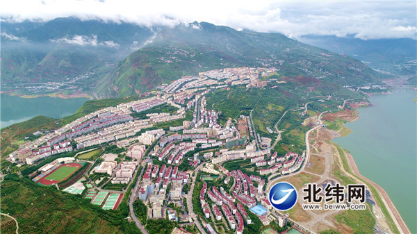 迎接新挑战开创新征程,迎接新挑战开创新辉煌