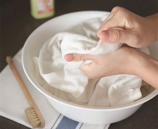 专用内衣裤洗涤剂,日本洗内衣裤专用洗液