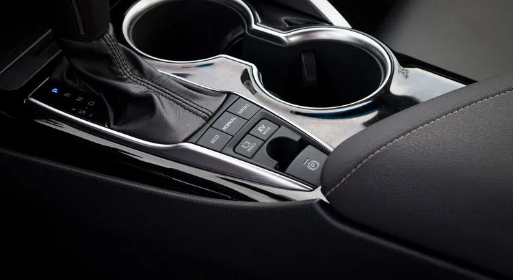 灵魂拷问:补贴6万,他真会把雅阁换成凯美瑞吗?