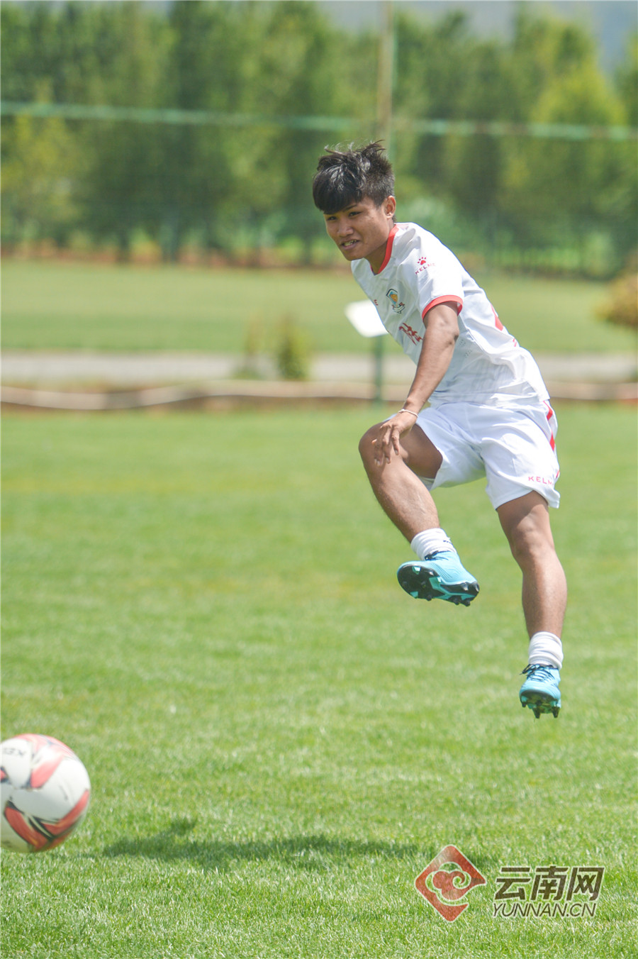 武磊球迷球衣,武磊球衣签名