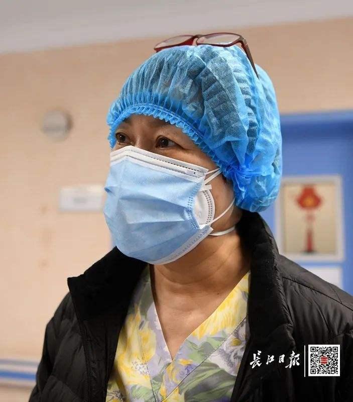 复旦大学附属华山医院呼吸科主任、第四批援鄂医疗队队长李圣青：我选择了这条路，就会坚定地走下去