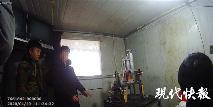 警方破获贩卖“笑气”窝点,警方破获网购配送诈骗案