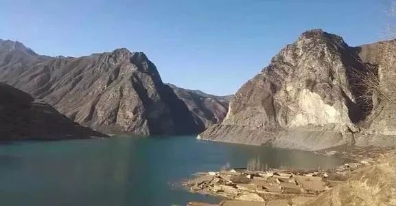 藏王故里冰川之乡,藏王故里避暑天堂