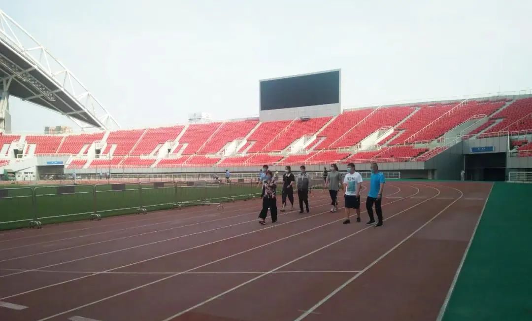 动起来国际健身俱乐部,潍坊奥体中心体育场