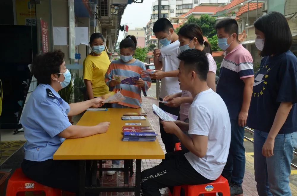 今天你戴头盔了吗安全标语,今天你戴头盔了吗海报