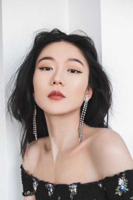 变双眼皮半个月后回到单眼皮,双眼皮怎么临时变成单眼皮