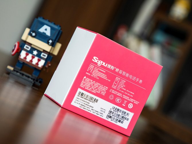 糖猫智能儿童电话手表视频,糖猫teemo搜狗智能机器人r1