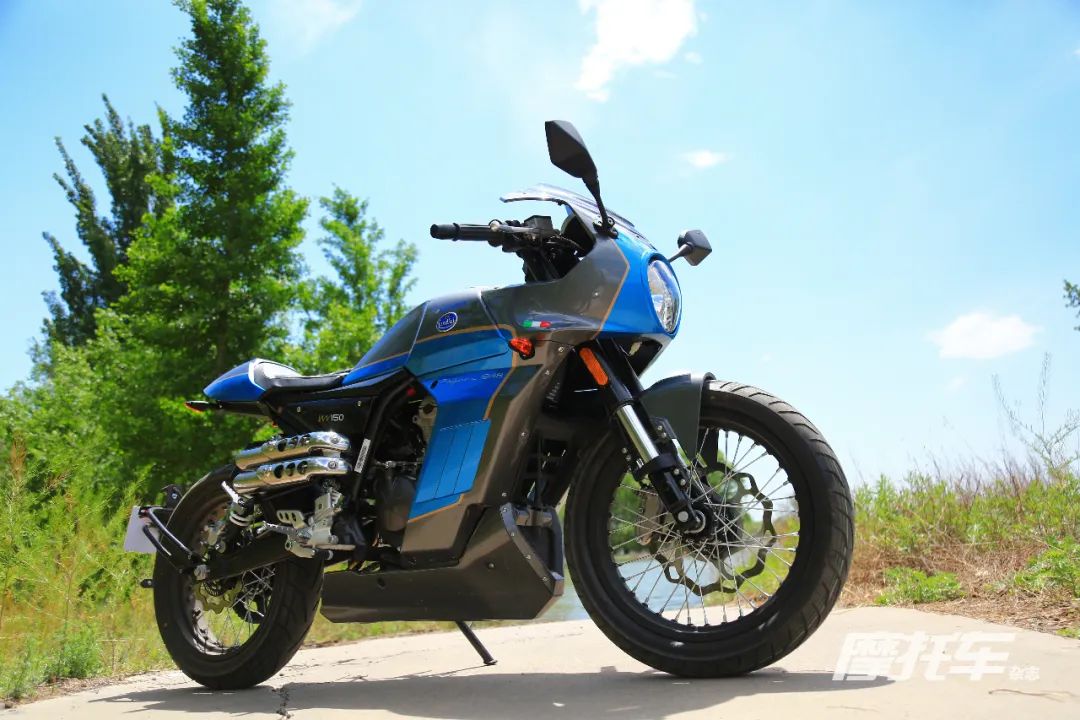 比亚乔liberty150车评,阿普利亚pagani150最帅改装