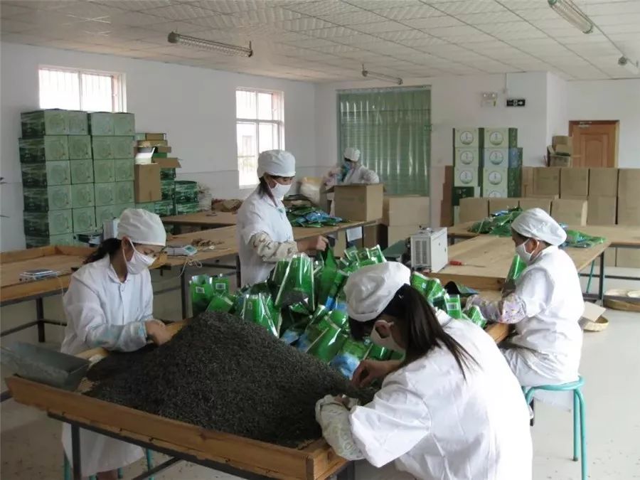 云南楚雄旅游特产必买,云南楚雄旅游必备物品清单