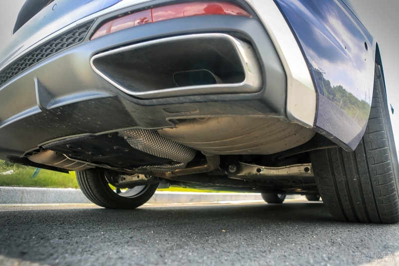 一鸣惊人鉴定,奥迪a4l45tfsi臻选动感型第一视角