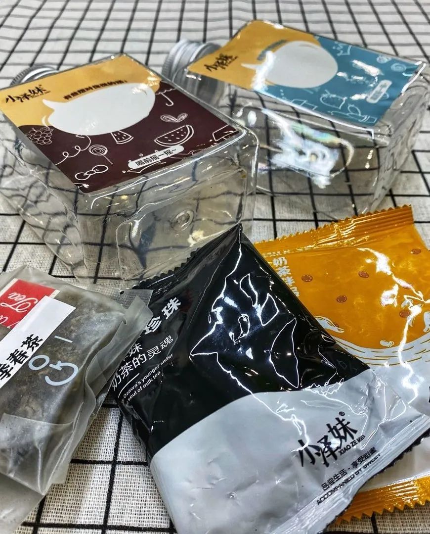 品尝10款奶茶,网红手摇奶茶都有什么口味