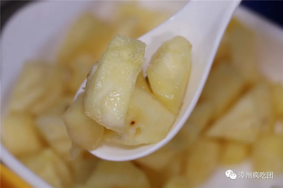 5折！这家店有意思！白天卖特色冰粉！晚上变身小酒馆！就在芳华横路