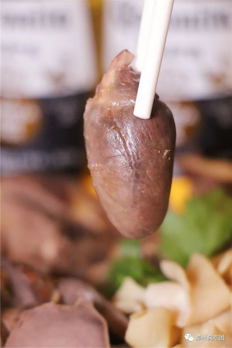 5折！这家店有意思！白天卖特色冰粉！晚上变身小酒馆！就在芳华横路