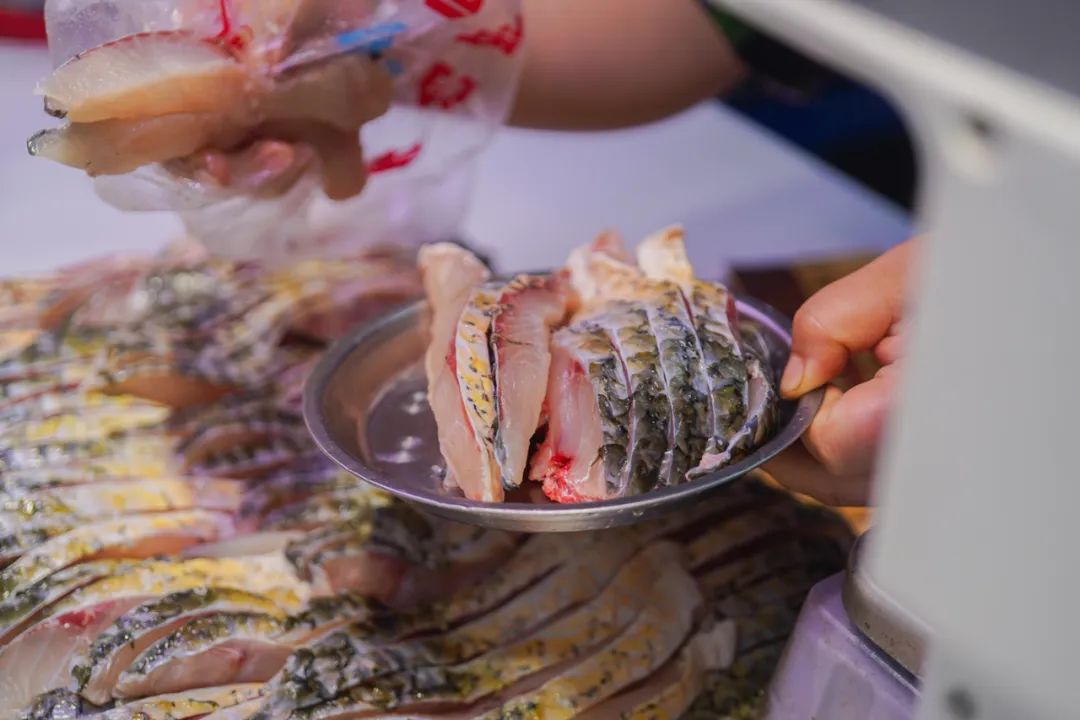 30年老店卤鸡,30年老字号温州八珍烤鸡