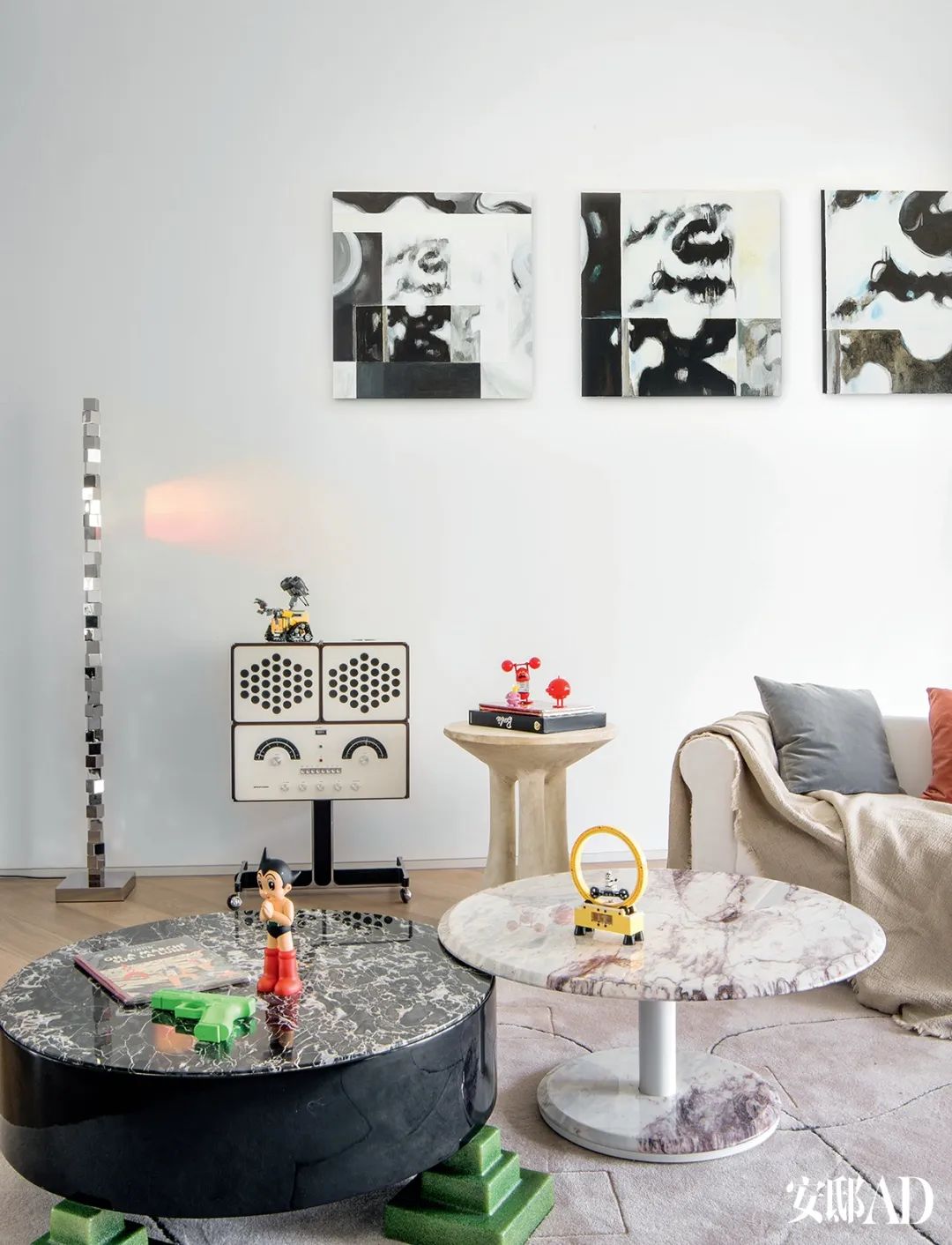 一个儿童游乐场直径为8米,一个儿童游乐场是圆形的