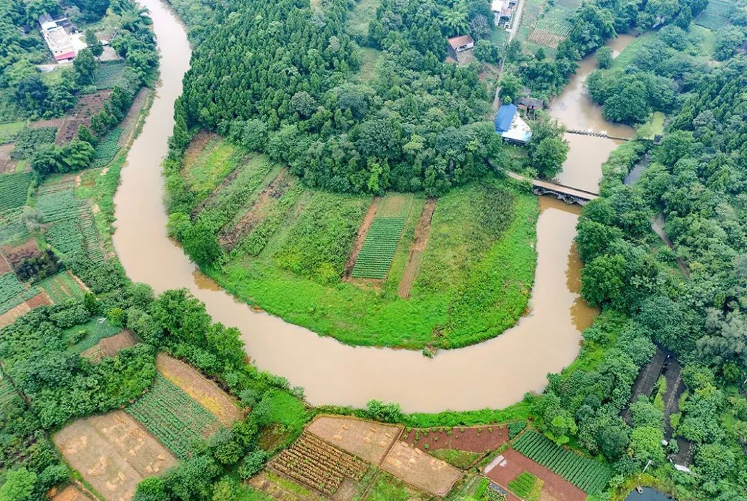 多彩新区|贵平，在那桃花盛开的地方！