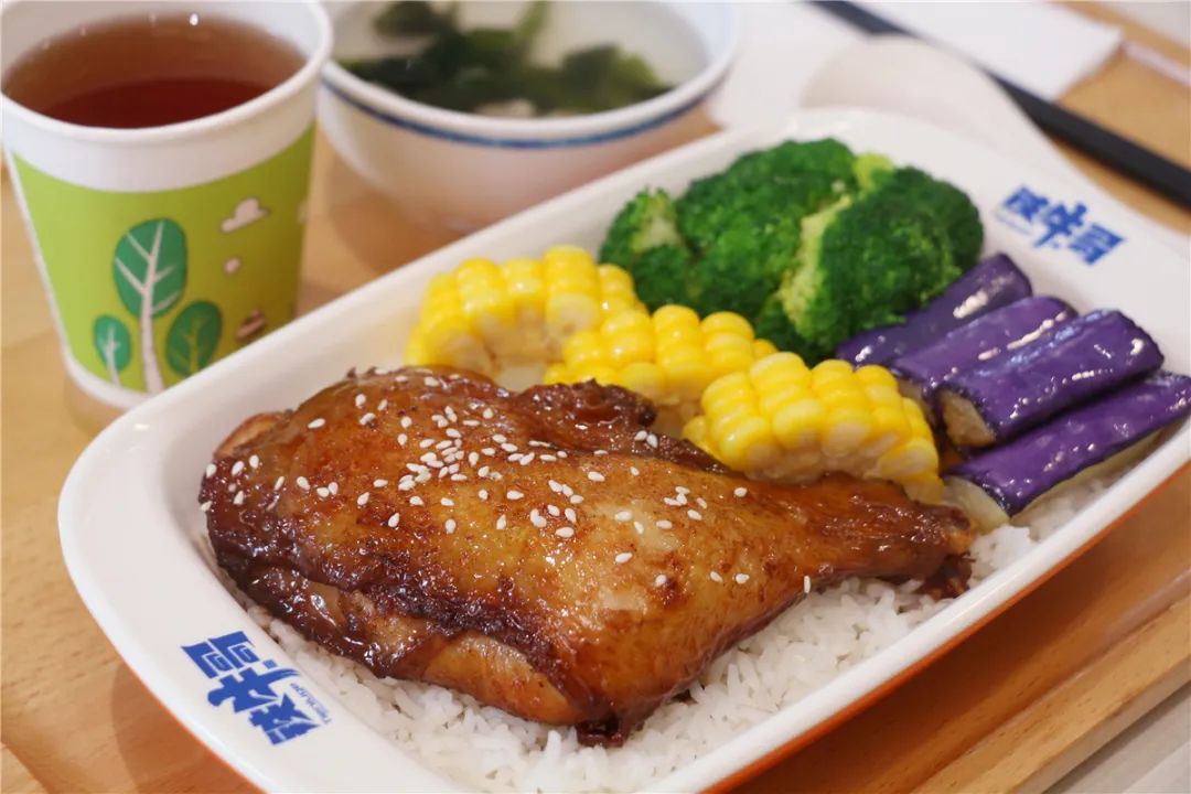 午餐吃什么牛排好吃又简单,晚餐吃什么牛排比较好吃