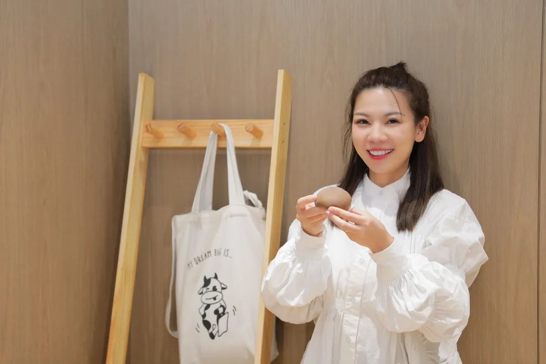 一年卖出28万颗雪媚娘！网红鼻祖欢牛用三个套路霸占杭州市场