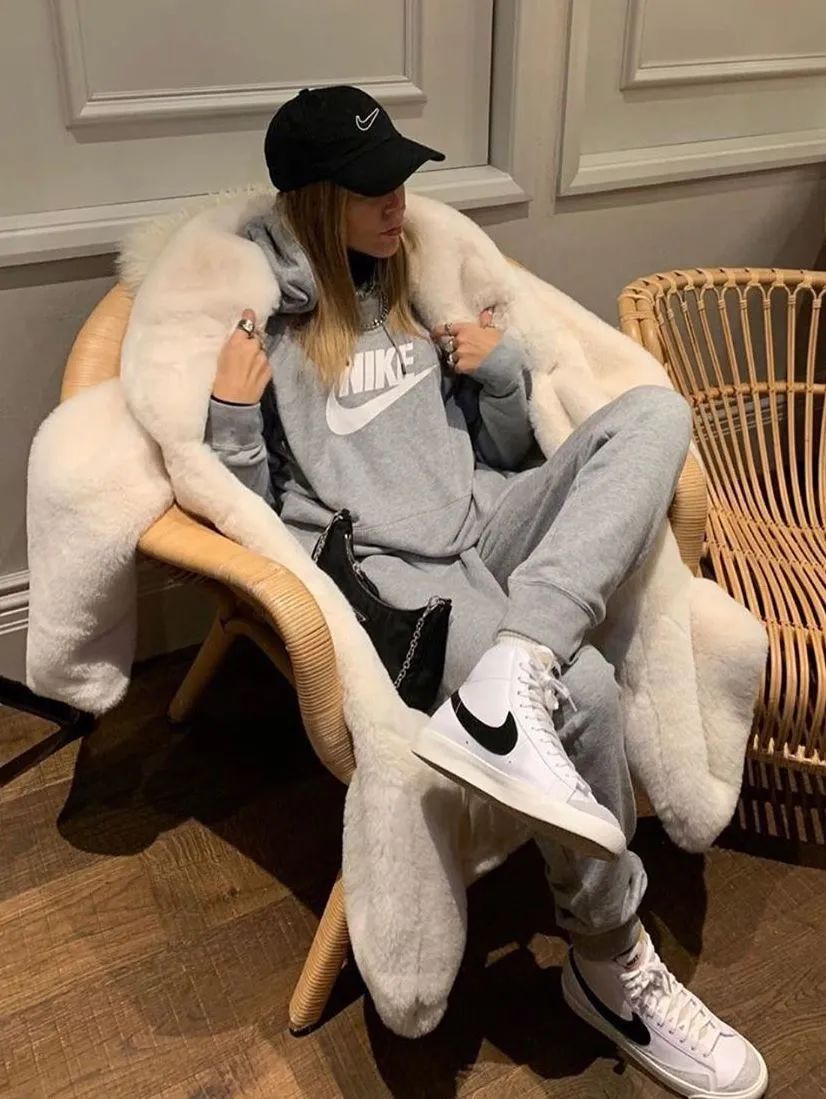 别追BM风了,今年做个NIKE女孩吧