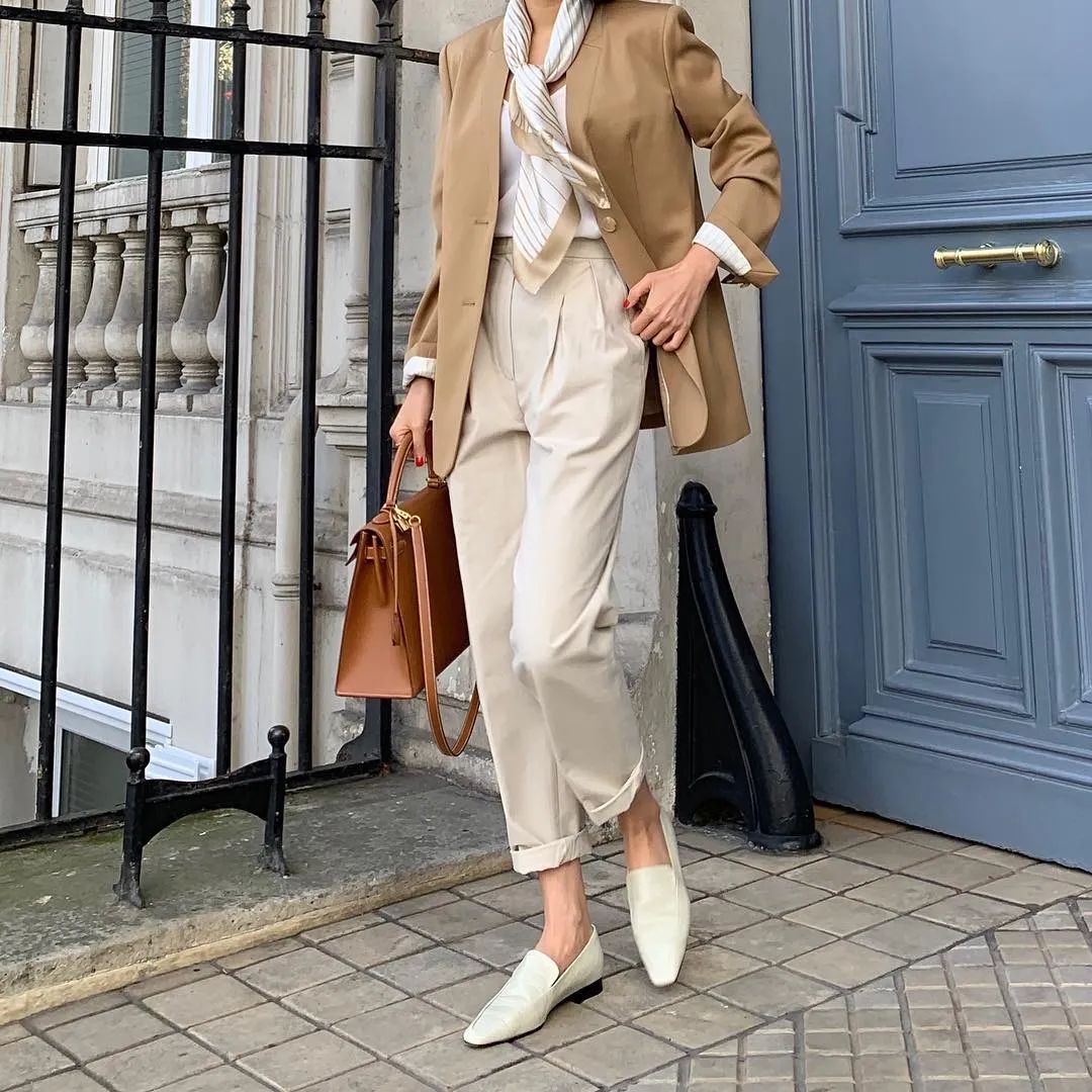 买了100双鞋,买了双500的鞋子