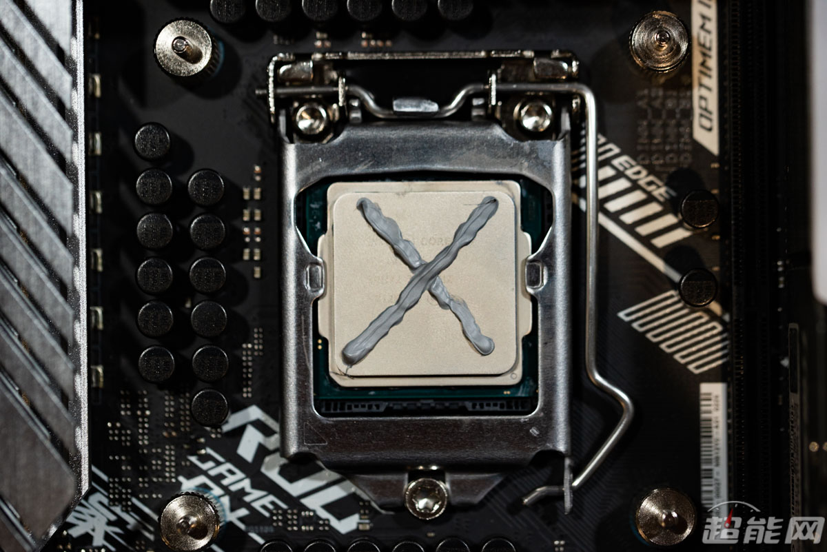 鑫谷冰焰V5硅脂评测：高效散热，价格亲民