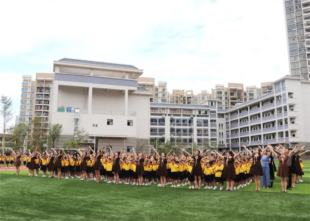 南宁凤翔路小学校园环境,每所学校都是好学校处处是好学区