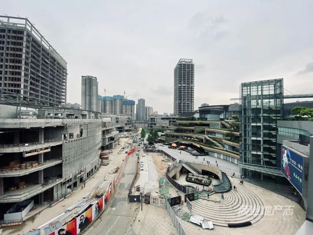 成都万象城二期,成都万象城一共多少期