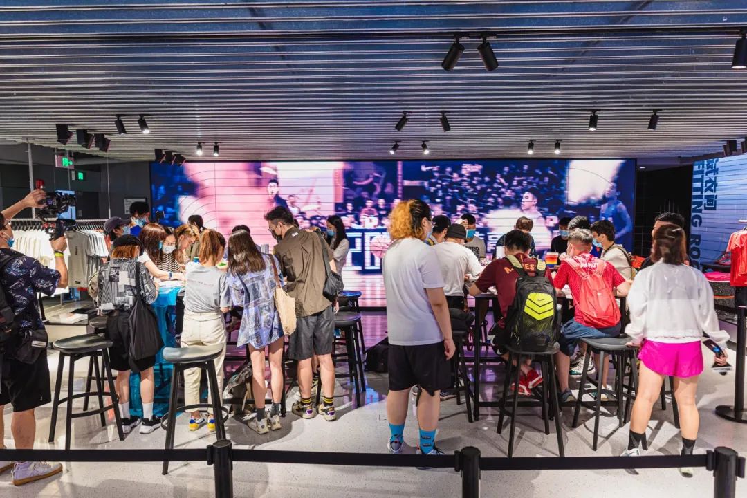 全球nike三大门店,广州nikerise概念店