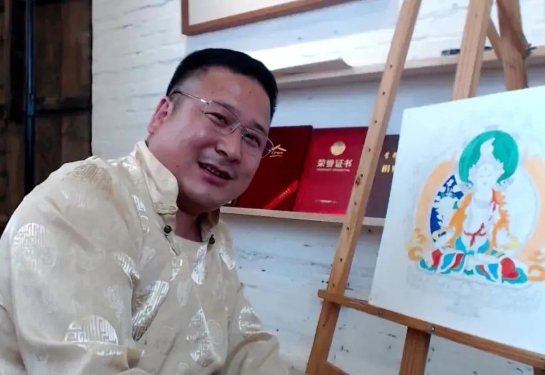 黑金白度母手绘唐卡,手绘白度母唐卡