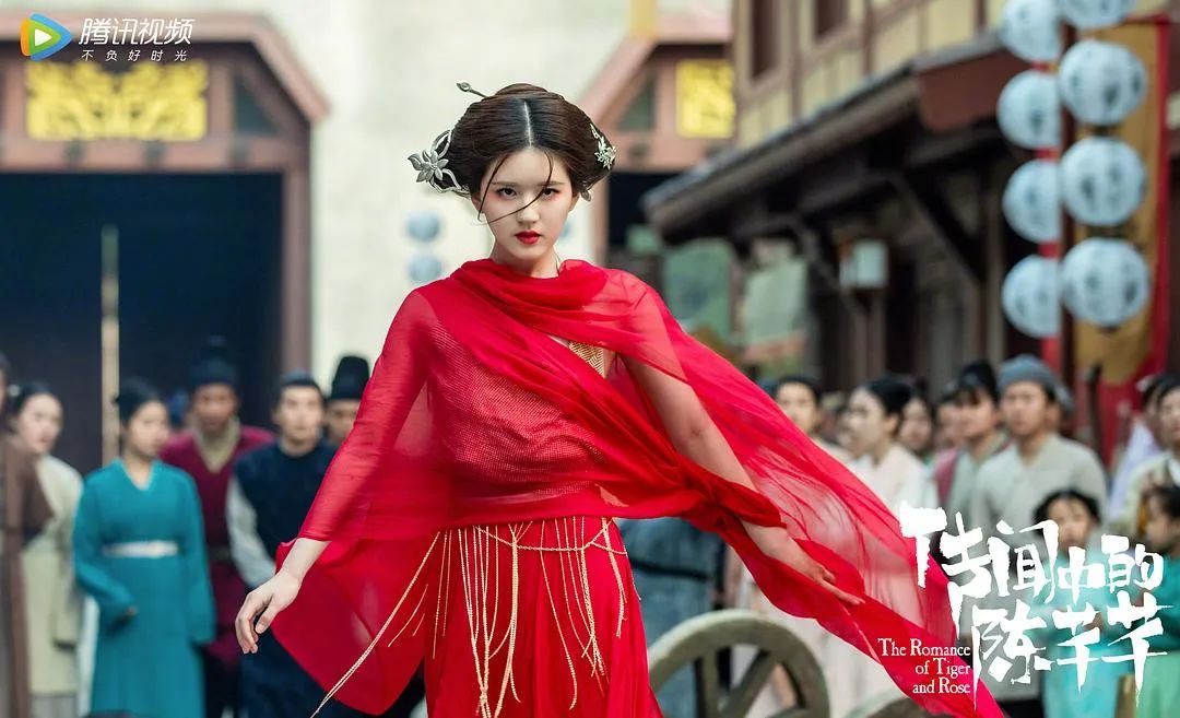 去赵露思家里做客是什么综艺,赵露思私下穿衣打扮