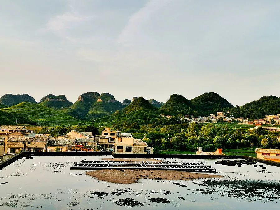 染了彼此乡愁，从此长途跋涉