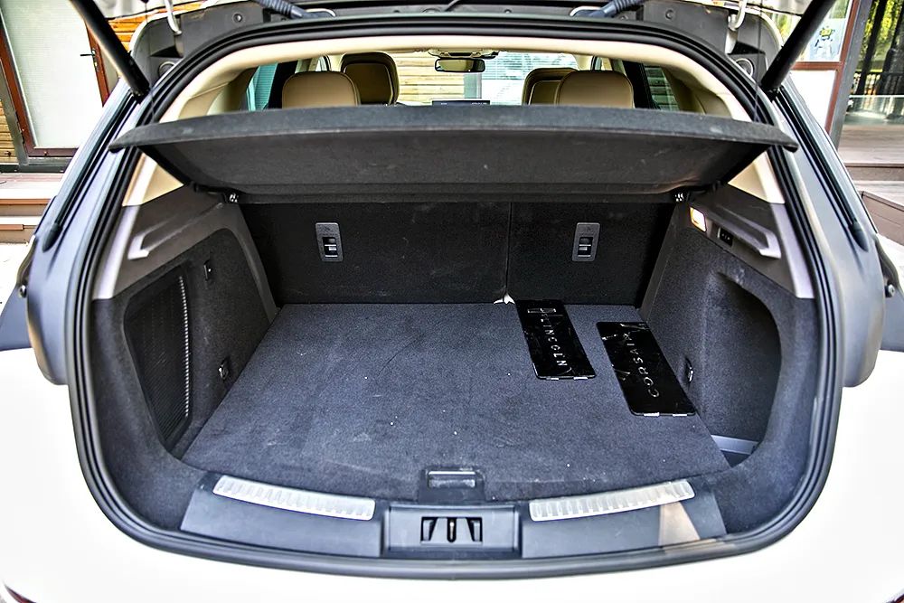 全新林肯冒险家舒适体验,全新林肯冒险家驾驶感受