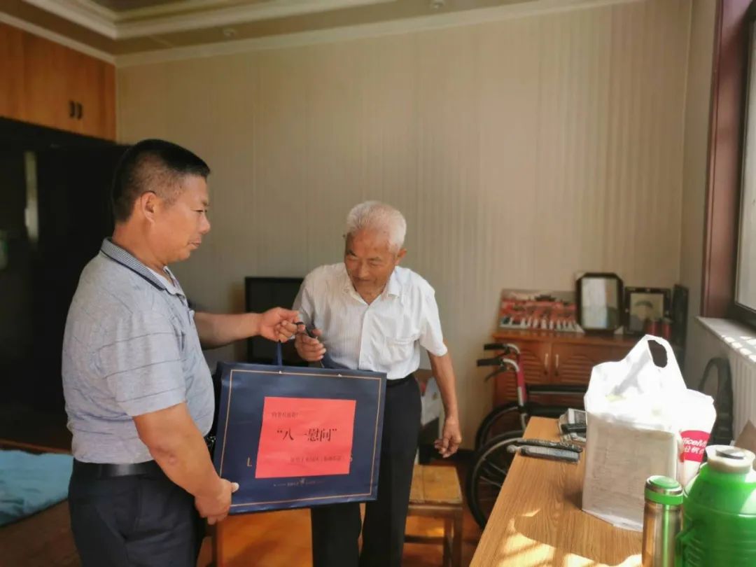 致敬老兵的一生,老兵不老致敬老兵