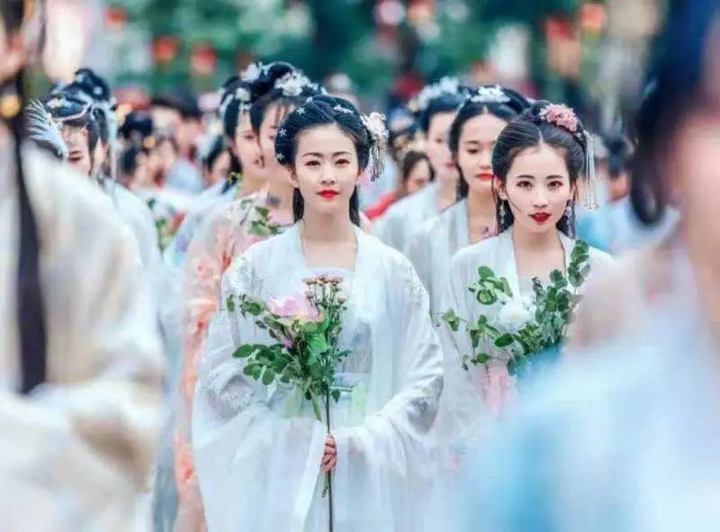 湊湊火锅、太二酸菜鱼来常州了！这个国庆假期，撩你我们是认真的