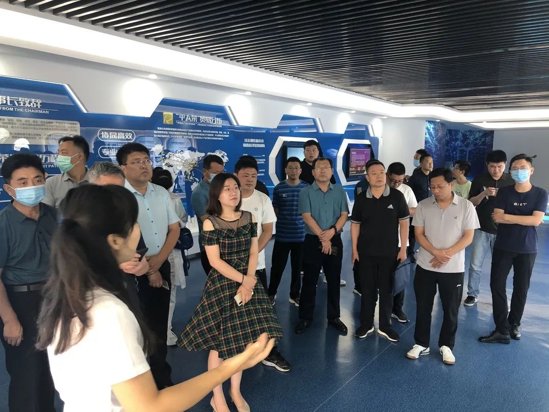 天热?杂志培训学院热度更高!约吗?