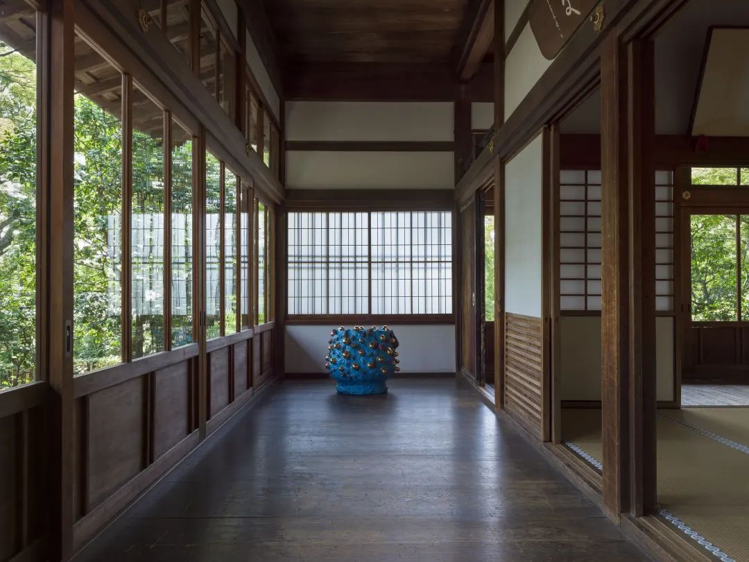 桑田卓郎：一只日式茶碗的爆裂与重构