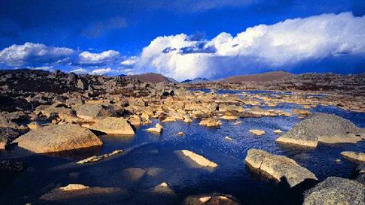 7-8月份甘孜旅游最佳地方,正是赏景好时节