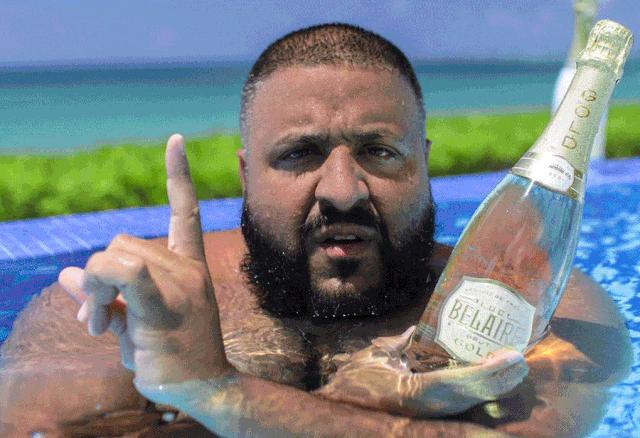 侃爷aj联名款,侃爷穿yeezy篮球鞋