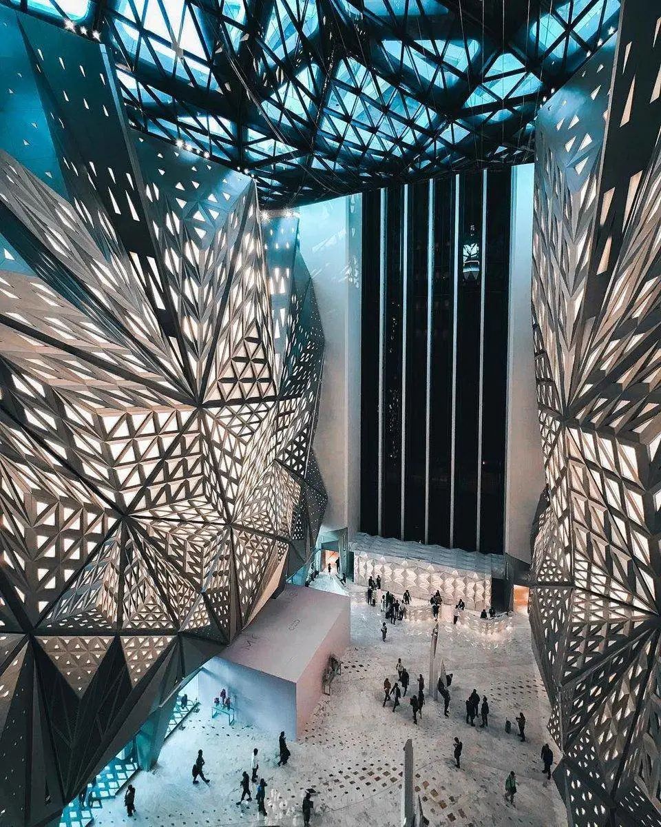 为了建澳门的酒店，米开朗基罗投了多少钱？