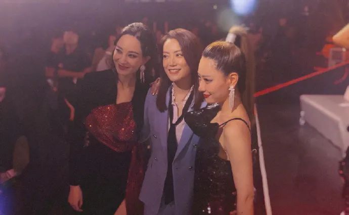 阿娇跌倒受伤,阿娇撞到额头