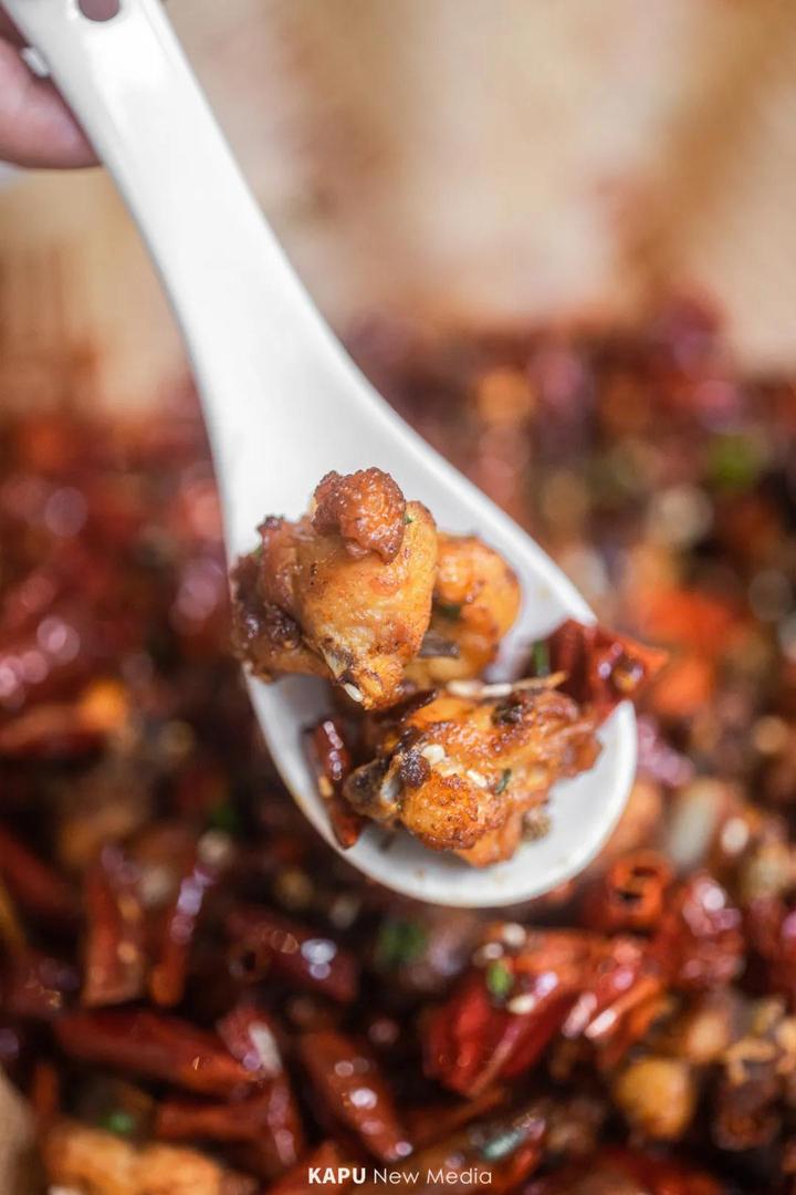 特色沸腾鱼川菜馆,杭州老字号美食川菜