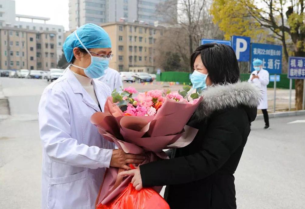 今天，池州的抗疫英雄在北京接受表彰