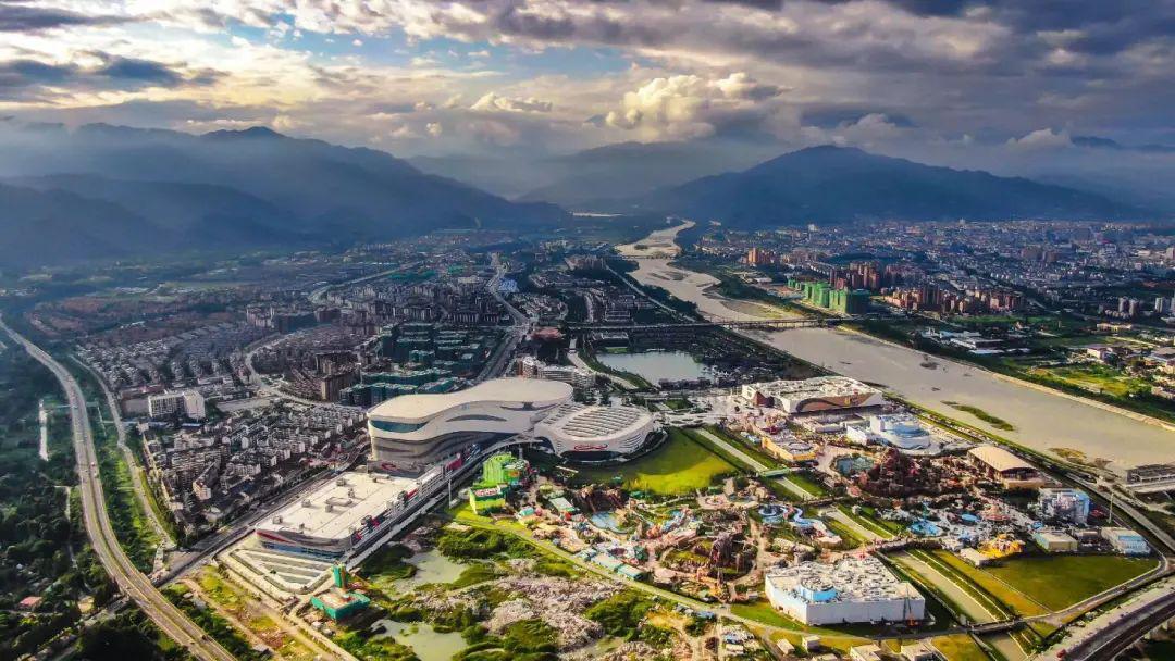 成都都江堰融创乐园有什么好玩的,都江堰融创乐园穿越四川