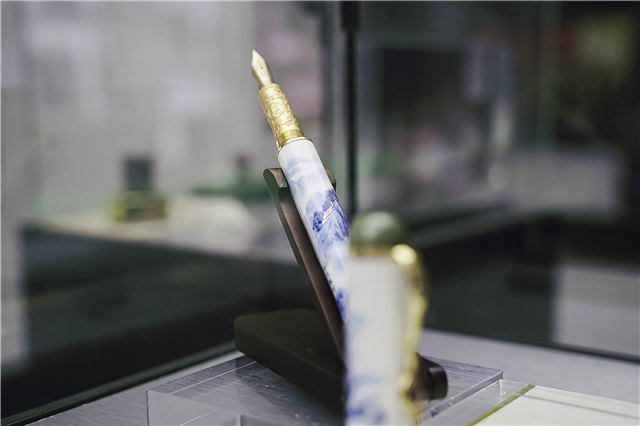 上海老英雄钢笔,上海英雄牌钢笔送人