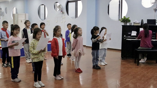 杭州小学免费托管教育,杭州小学生托管新模式