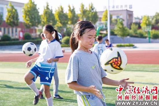 全国青少年足球夏令营洛宁志愿者,全国青少年校园足球夏令营河南