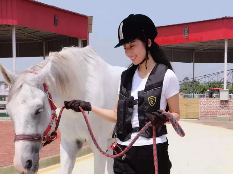 嘘！青白江名媛群邀你进群！让你轻松在朋友圈c位出道