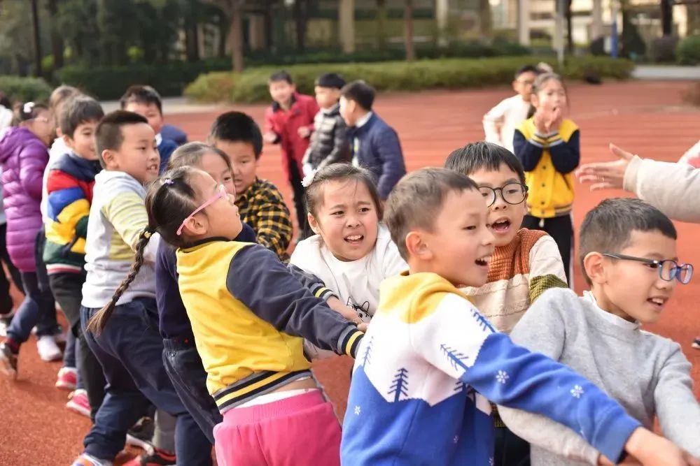 每天一节体育课落实情况,每天一节体育课是真的吗