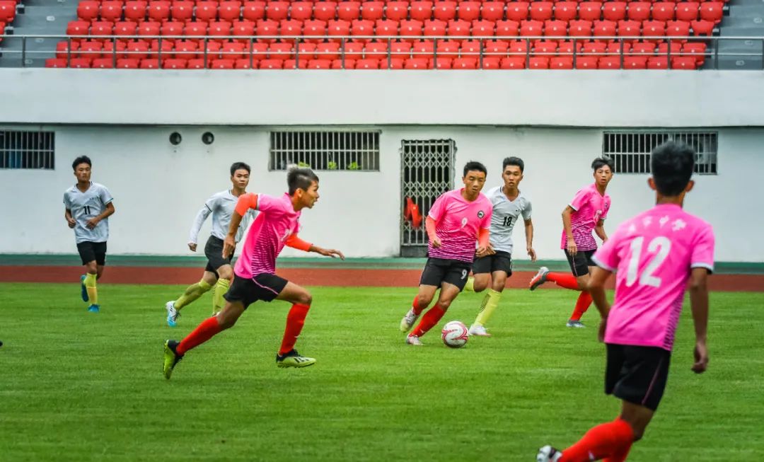 閮戝窞甯傞暱鏉潚灏戝勾瓒崇悆鑱旇禌,寰愬窞甯傞暱鏉潚灏戝勾鏍″洯瓒崇悆鑱旇禌